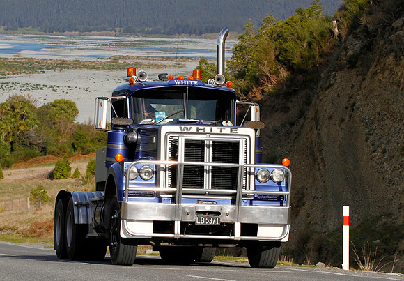 1973 White Road Boss LB5371