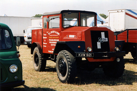 1946 Unipower Forester KVW921