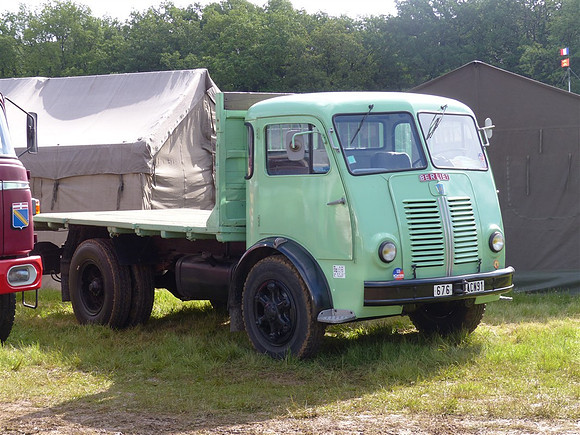 1960 Berliet GLB5R Flatbed 676ACN91