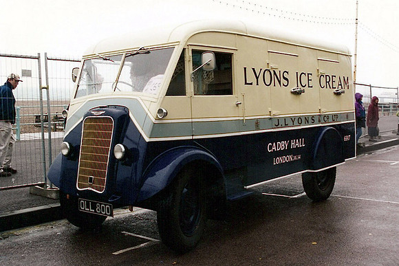 commer1_q25a oll800 1997-05-04_pr