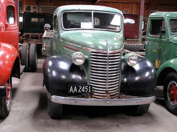 RC070_39ChevXHJE_AA2451