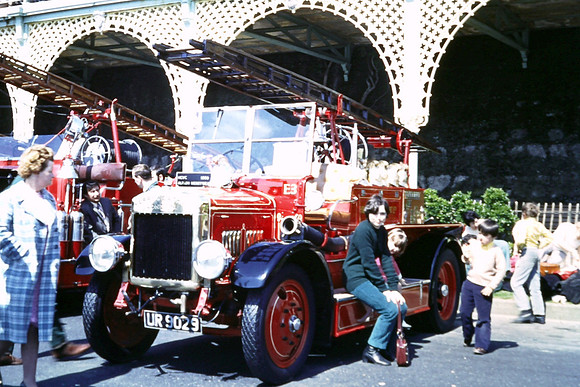 1930 Albion/Merryweather UR9029