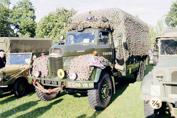 1957 Commer Superpoise Q4 SXF551