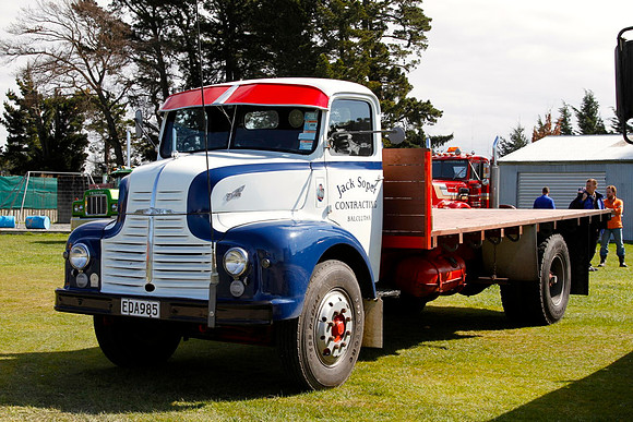 1954 Leyland Comet EDA985