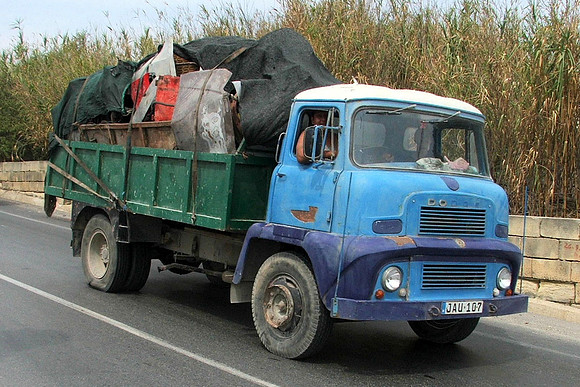 dodge300qm jau107 1_ps