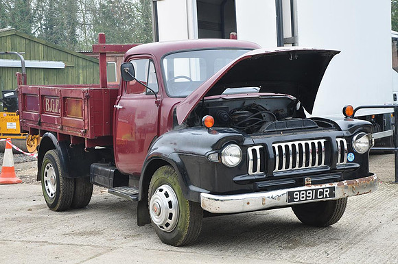 1960 Bedford TJ 9891CR