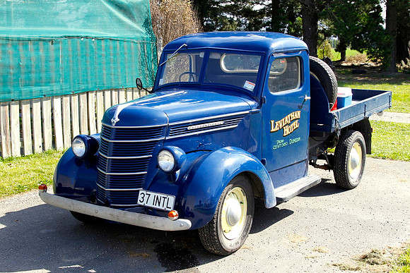 1937 International D2 37INTL
