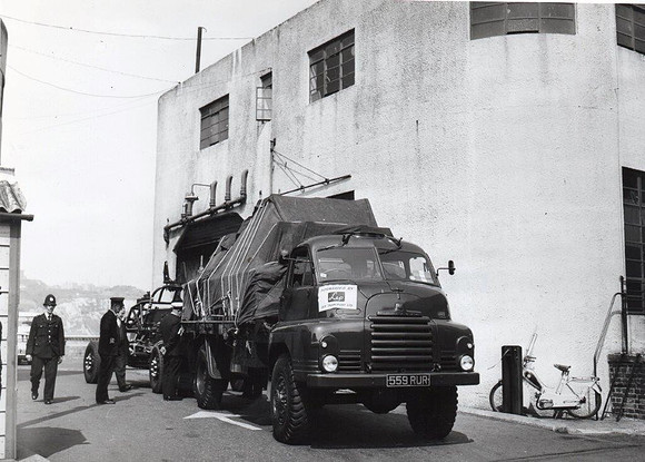 Civilian Bedford RL with maybe desert racer