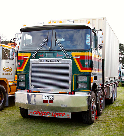 1985 Mack N8WR722RST LZ7860