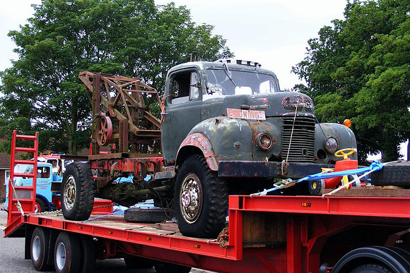 Commer Superpoise Q4