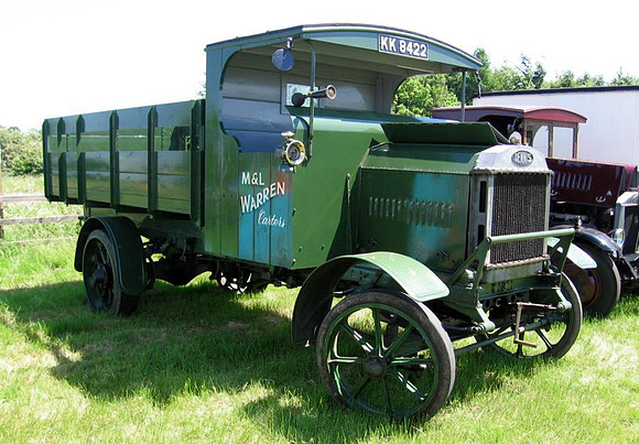 1915 Dennis KK8422
