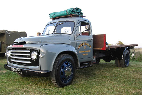 1955 Commer Superpoise B KFO425