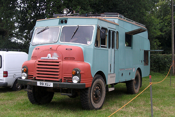 1956 Bedford RLHZ 991XUJ