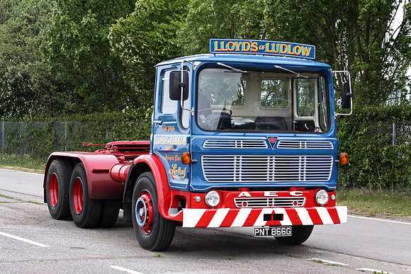 1969 AEC Mammoth Major PNT866G