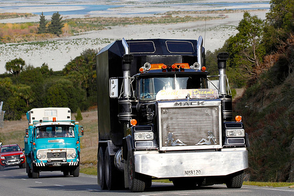 1987 Mack R788RL Superliner NM8120