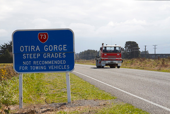 1977 Bedford TM IP2829 & Otira Gorge sign