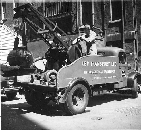 Bedford Crane Recovery