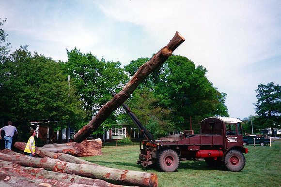 AEC Matador POA593G
