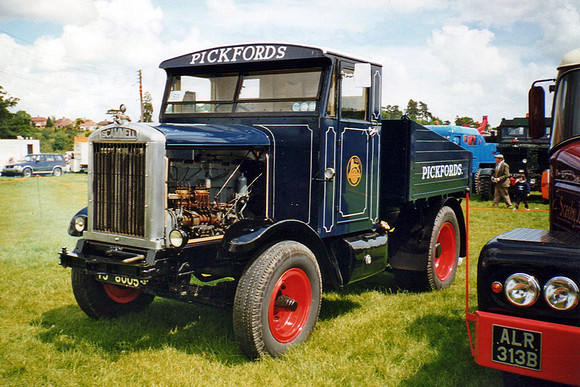 scammell0-cd44a yj8005 2a_pj