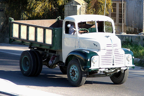 leyland_comet1qm tri873 1_ps