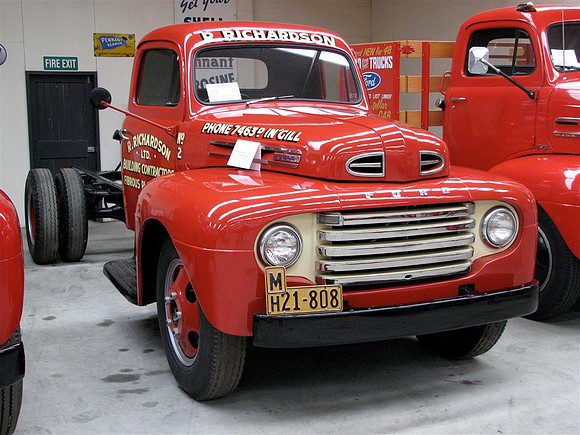 RC106_49FordF155_H21808