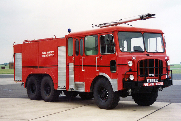 Thornycroft Nubian Major 28AJ26
