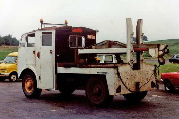 Thornycroft Nubian 2345B (TP)