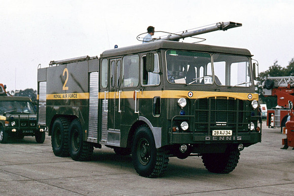 Thornycroft Nubian Major 28AJ34