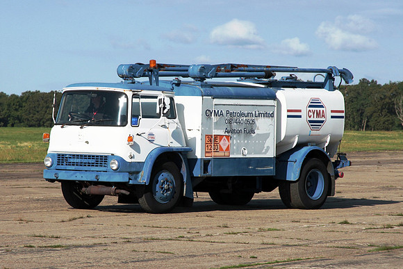 Bedford refueller