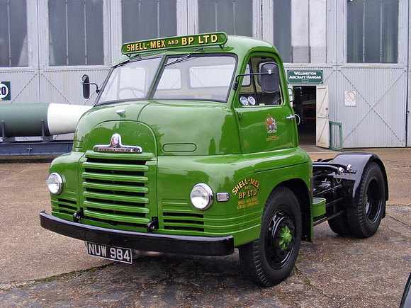 1954 Bedford S NUW984