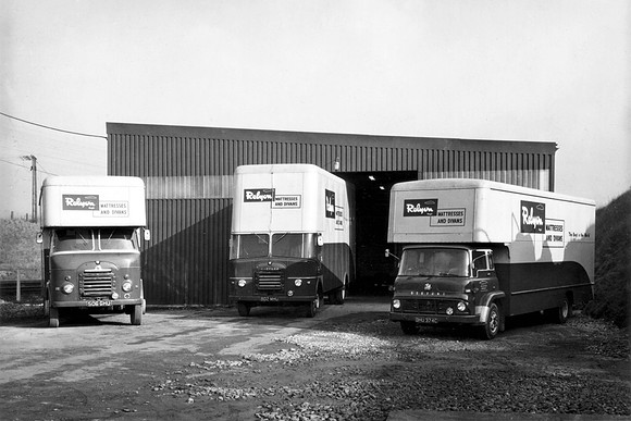 Bedfords 506GHU, 802MHU, DHU374C