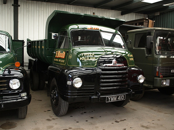 1952 Bedford S YMM410