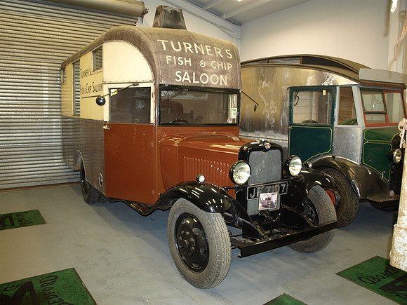 1934 Bedford WHG JF7107