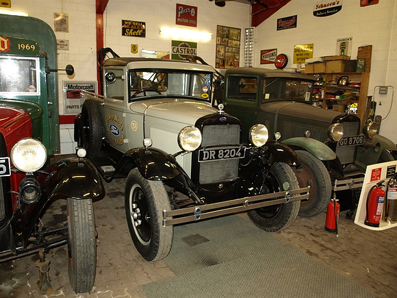 1931 Ford DR8204