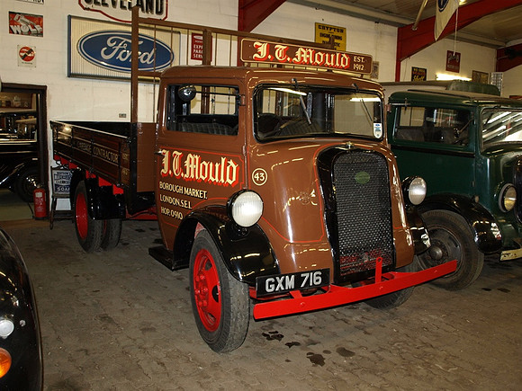1943 Thames 7V GXM716