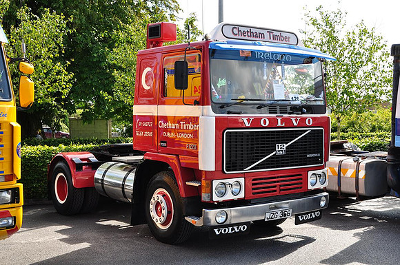 Volvo F1220 JZG366