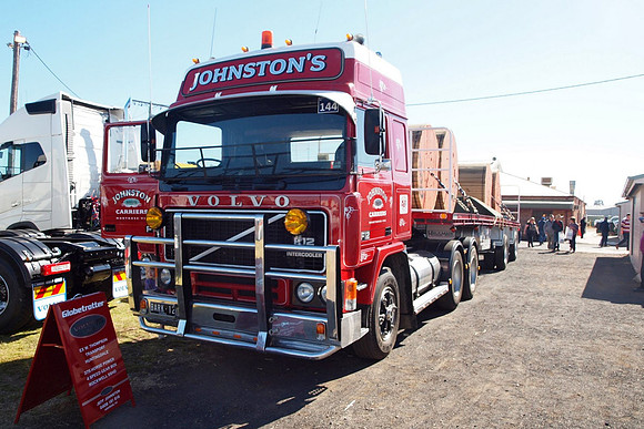Volvo F12 Globetrotter BARK-12