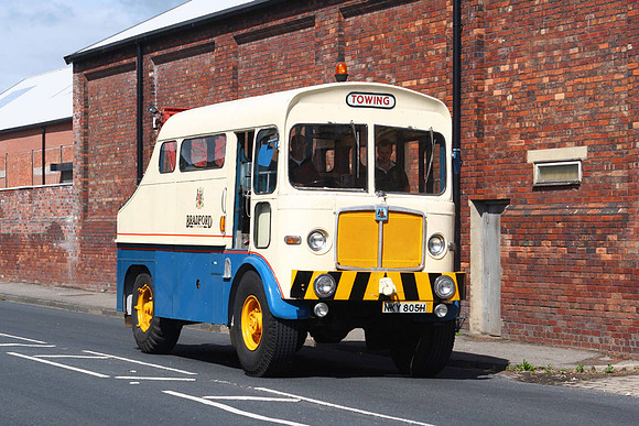 Bradford NKY805H