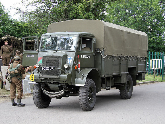 1942 Bedford QL 9052UR