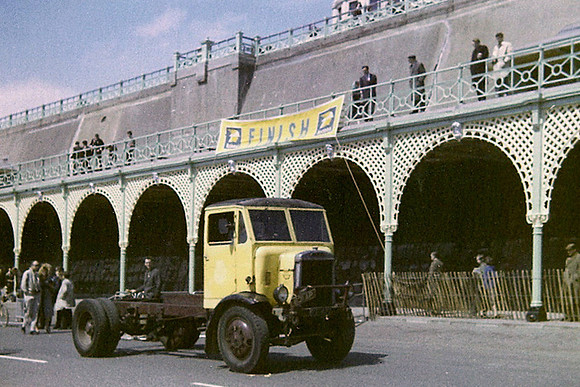1929 Leyland SQ2 TF477