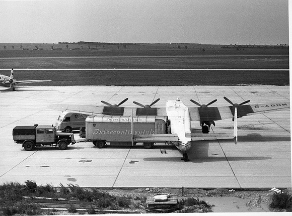 zd That tractor again with the Avro York
