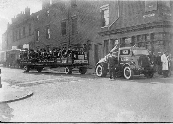 r Carnival time for this Ford 7V & a brass band