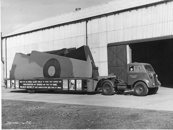 Commer Q2 with Horsa Glider