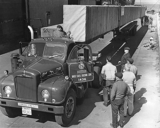 Self sustaining load on a Big Mack in the USA