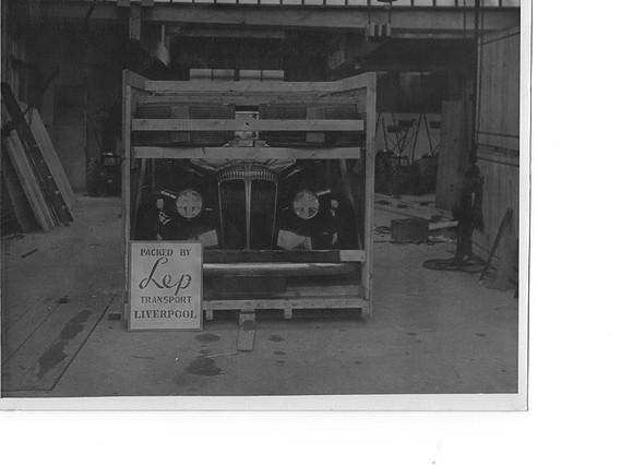 fa Daimler in a box