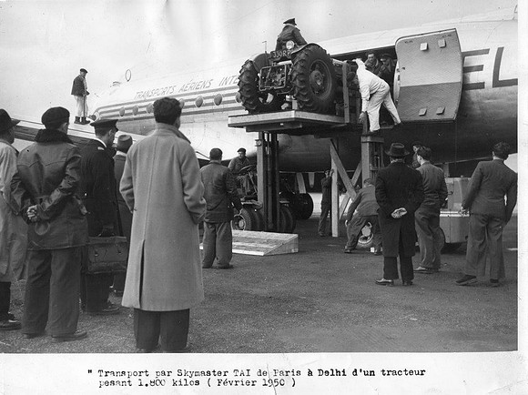 Loading Tractor to Douglas C54 1950