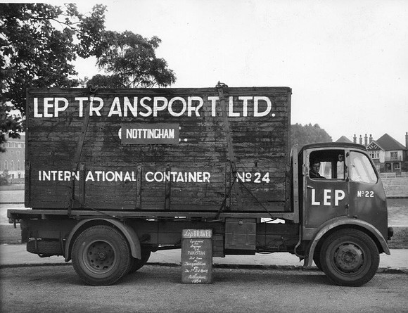 b 1954 wooden container for Pakistan