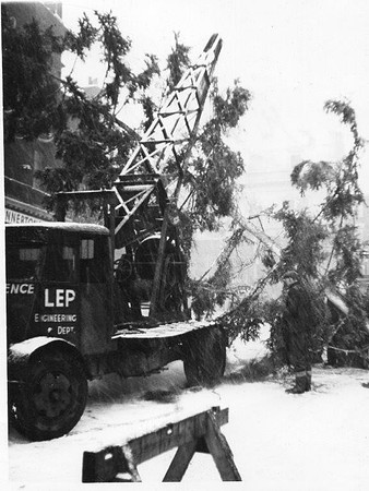 Unidentified Lep Engineering Mobile Crane