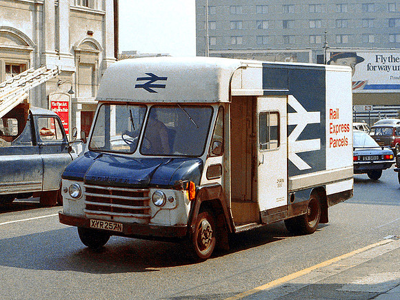 1974 Commer Walk-Thru XYR257N