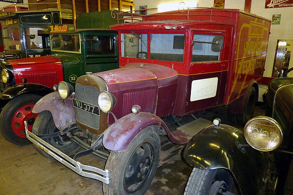1935 Ford Model BB VU377